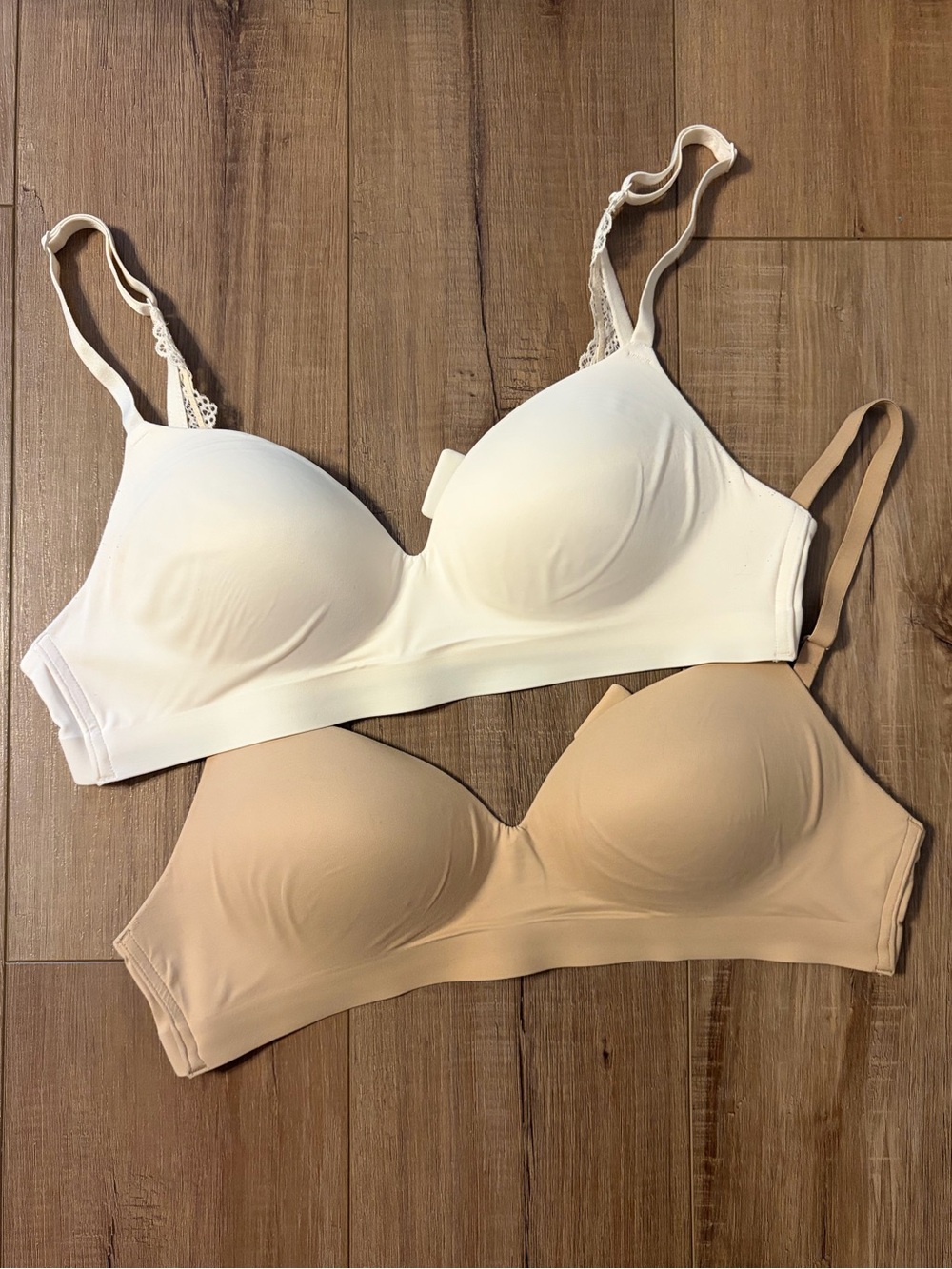 Soma Enbliss Wireless Bras - White & Nude